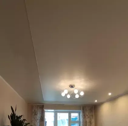 Натяжной потолок в спальню — Уссурийск, Краснознамённая, 224а, фото 1